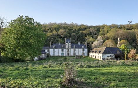 Pléneuf-Val-André, Château de Nantois - Zamki w Bretanii: Château de Nantois