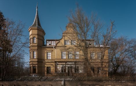 Lauchhammer, Bockwitzer Straße  - Willa w Lauchhammer