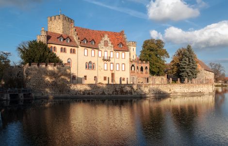  - Flechtingen Zamek - jezioro