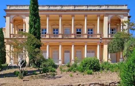 Fréjus, Avenue du Général d'Armées Jean Calliès - Willa Aurélienne w Fréjus