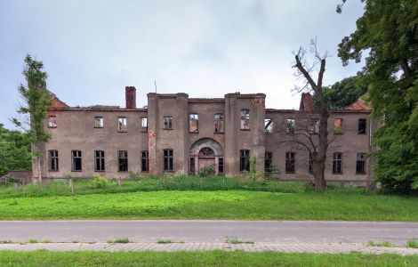 Jagow, Herrenhaus - Opuszczone pałace w Brandenburgii: Jagow