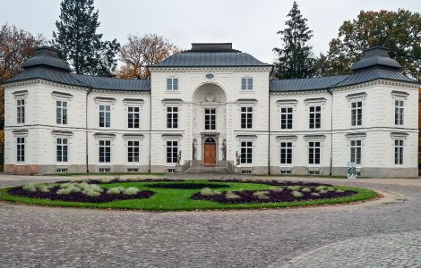 Warszawa,  Łazienki-Park - Pałac Myślewicki w Warszawie