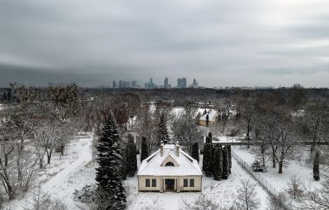 Warszawa, Fort Bema - Piękny dom w ustronnej lokalizacji z dużą działką, blisko centrum miasta