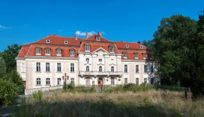 Pałac na sprzedaż Roztocznik, Dolnośląskie,  Polska