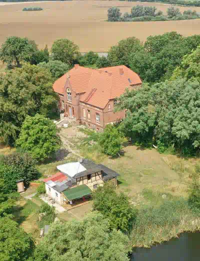 Gutshäuser in Mecklenburg-Vorpommern listopada 2025