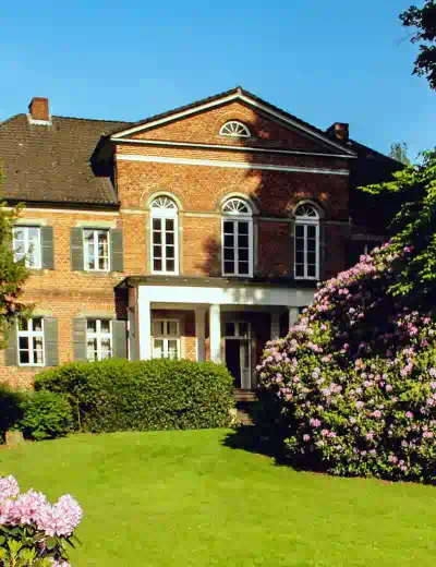 Herrenhäuser zum Kauf in Schleswig-Holstein listopada 2025