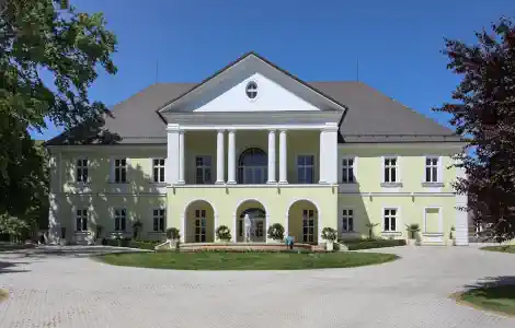 Pałace, dwory, wille Czechy