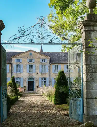 Nieruchomości zabytkowe Francja marca 2026