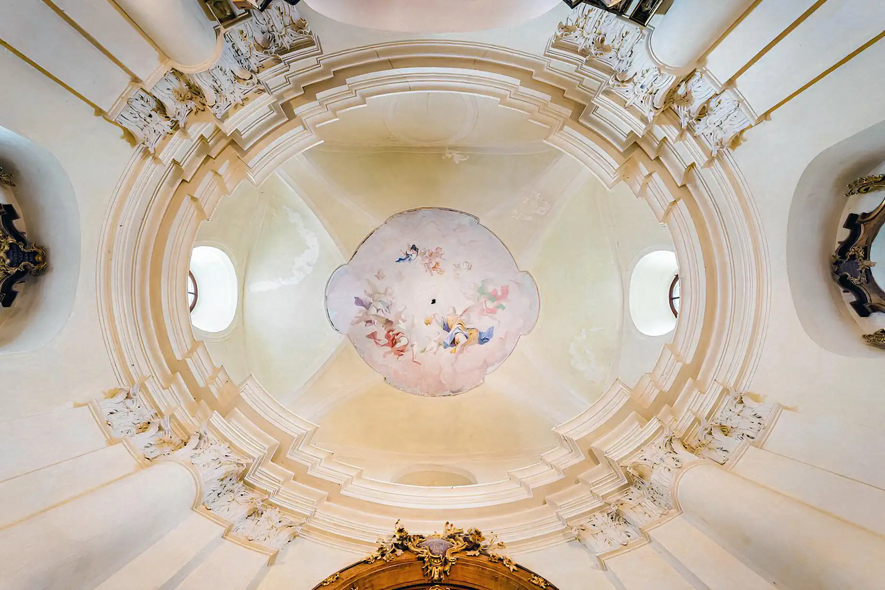 Zamek Windern – Historyczna Rezydencja z Ogrodem i Basenem, Austria