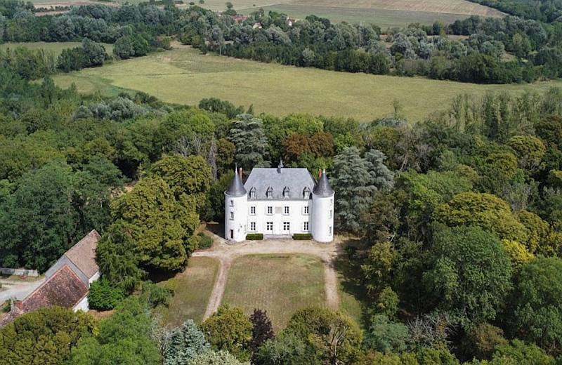 Oferty nieruchomości w Francja Centre-Val de Loire