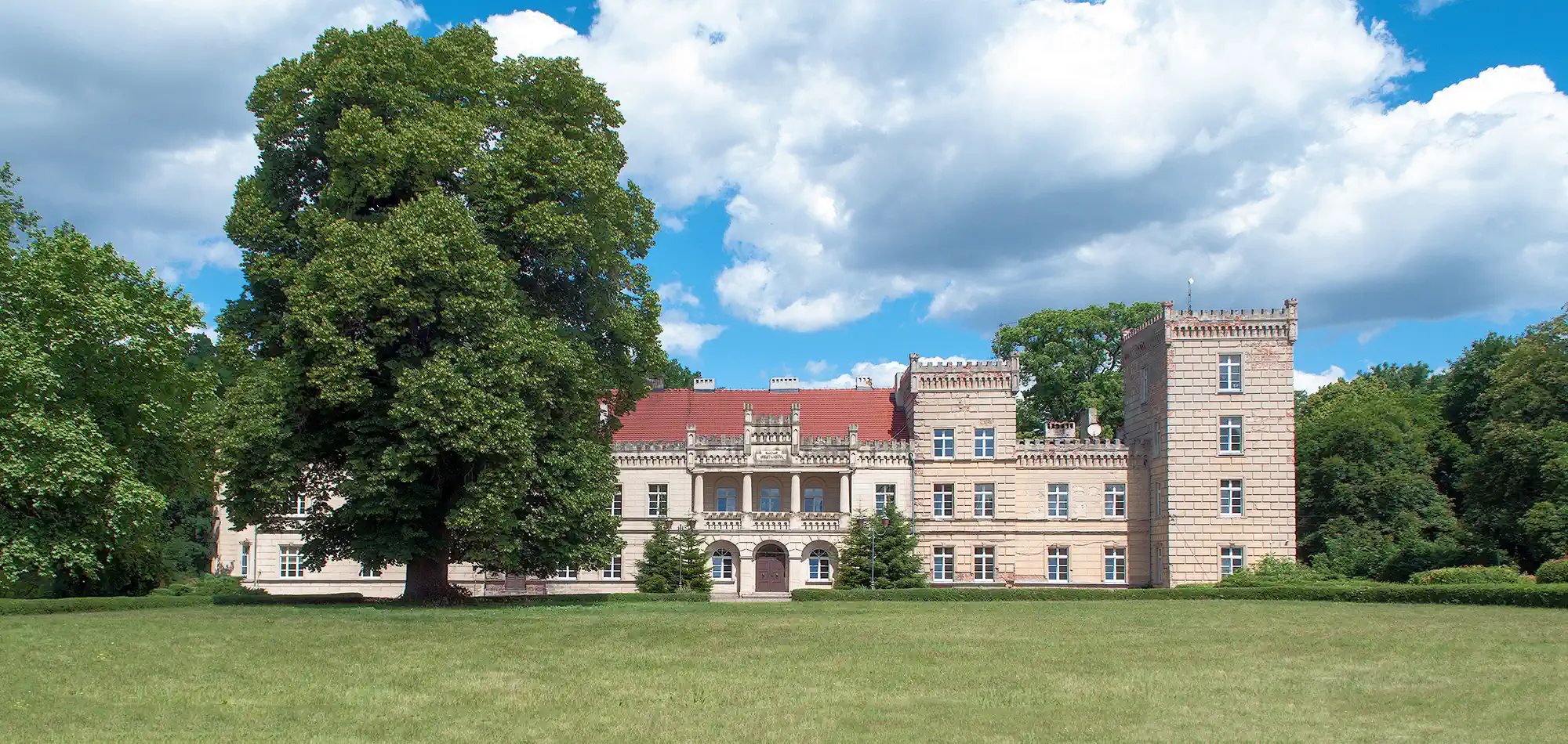 Pałac w Gościeszynie