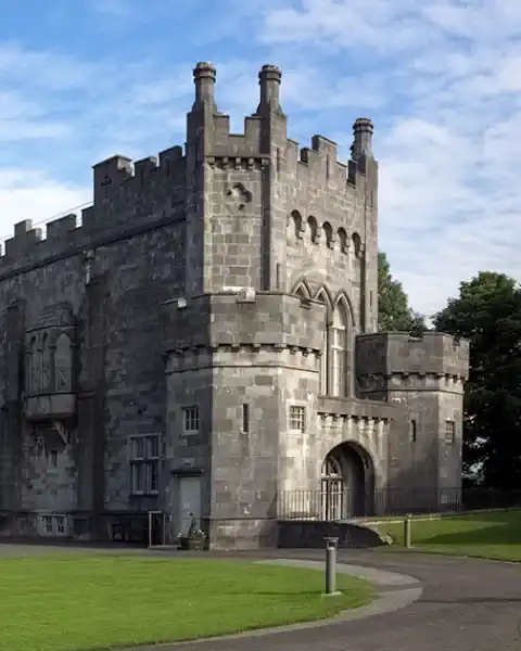 Zdjęcia /pp/lumen/ireland-castles.webp
