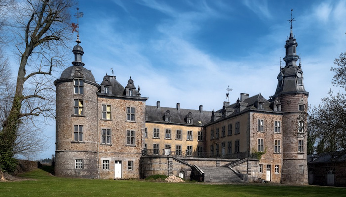 Zdjęcia /pp/medium-be-luxembourg-mirwart-chateau.jpg