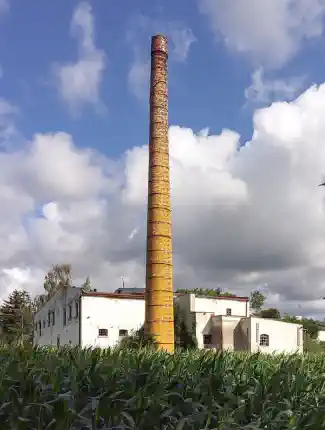 Zabytkowy zespół folwarczny nad Jeziorem Wielkim