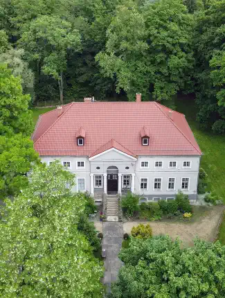 Pałac w Sławnikowicach, w pobliżu Zgorzelca / Görlitz, Sławnikowice, Dolnośląskie