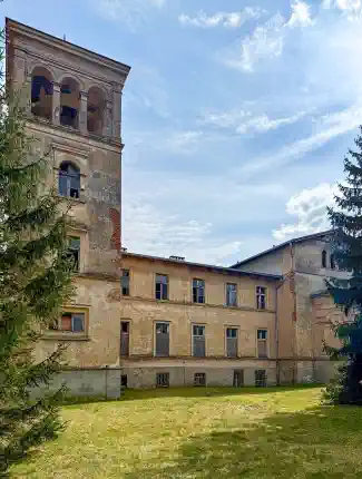 Zabytkowa Loża masońska w Jaworze - 45 km od granic Wrocławia, nowy dach, piękny ogród, Jawor, Dolnośląskie