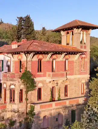 Willa Belle Époque z panoramicznym widokiem w Valdarno