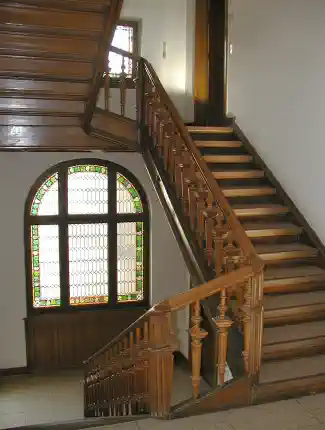 Pałacyk w Neustadt an der Weinstraße - region winiarski Palatynat