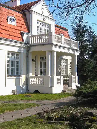 Atrakcyjna dworek (willa) w Piastowie, Piastów, Mazowieckie