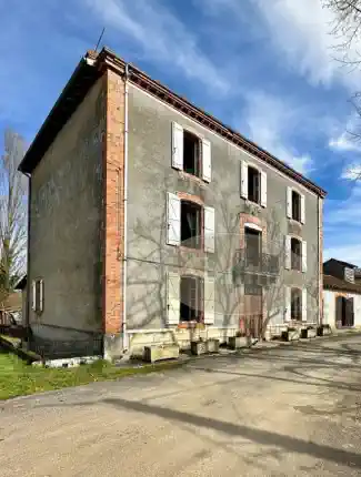 Urokliwy wiejski dom w pobliżu Boulogne-sur-Gesse