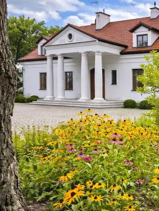 Dworek z XIX wieku | W otoczeniu parku, Strzegocin, Mazowieckie