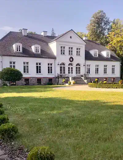 Role, Dwór w Kaszubach marca 2026